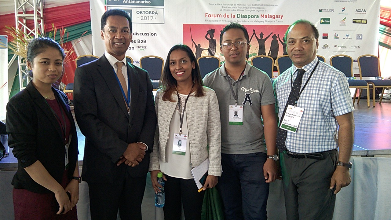 Membres du JPM au Forum de la Diaspora Malagasy à Antananarivo